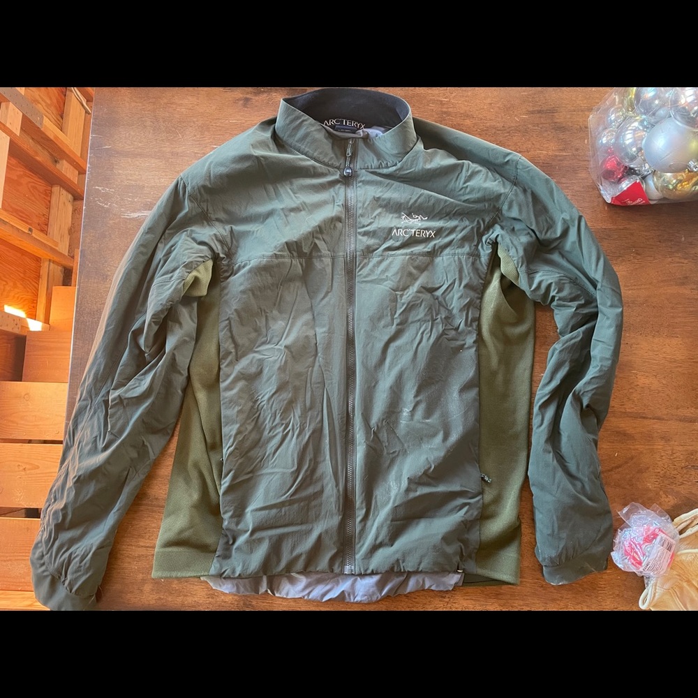 Men’s Arcteryx Atom LT